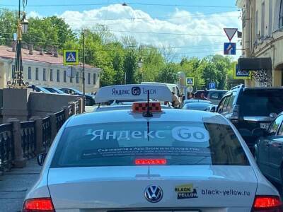 В Латвии заблокировали приложение «Яндекс.Такси»