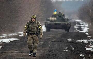 Украинские воины сражаются за Тростянец в уличных боях