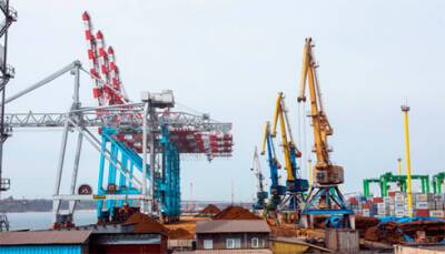 Пять украинских портов частично обрабатывают имеющийся у причалов флот