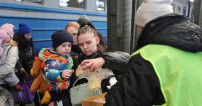 Во Львовской области разместили почти 200 тысяч беженцев