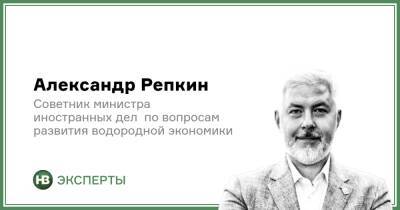 Российские и белорусские киловатты пошли за российским кораблем. Что означает энергетическое объединение Украины с Европой