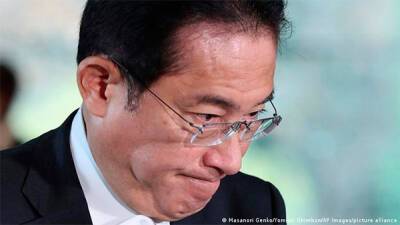 Премьер Японии осудил раZZию за выход из консультаций по мирному договору
