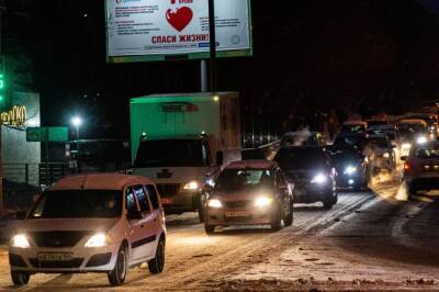 Четыре ДТП осложнили движение по Бердскому шоссе в Новосибирске