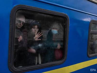 Из оккупированных территорий Донбасса в РФ принудительно вывозят женщин и детей – Денисова