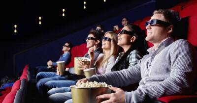 Российские кинотеатры будут показывать индийское кино вместо голливудского