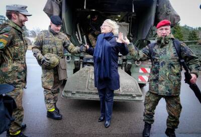 «Опозорила нашу страну на весь мир»: в Германии не довольны министром обороны