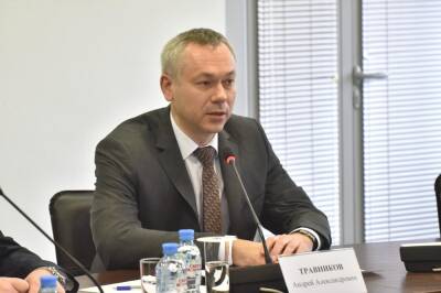 Новосибирский губернатор Травников не стал запасаться сахаром на фоне ажиотажного спроса