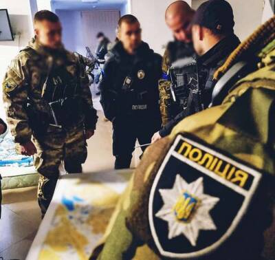 Не смотря на обстрелы российских оккупантов, полиция в Ирпене возобновляет свою работу