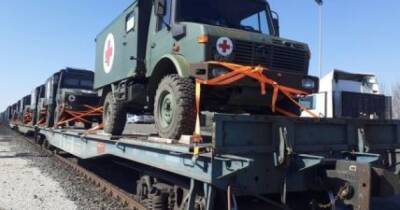 Для эвакуации раненых: Украина получила 50 "скорых" для нужд ВСУ