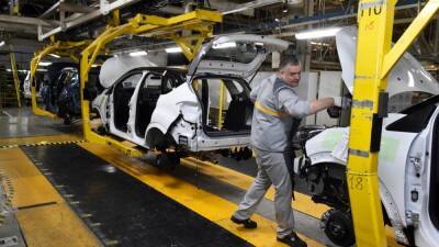 Компания Renault остановила работу завода в Москве