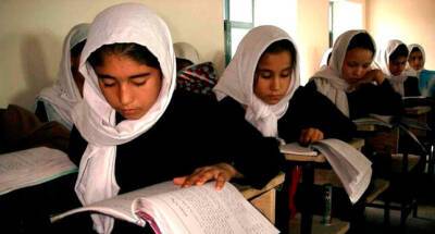 Международное сообщество отреагировало на введенный талибами запрет на учебу для девочек