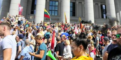 4 из 10 жителей Литвы поддерживают протесты против управления пандемией – LRT/Baltijos tyrimai