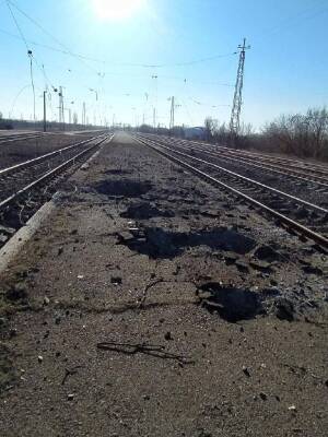 Россияне обстрелял ж/д станцию Очеретино в Донецкой области