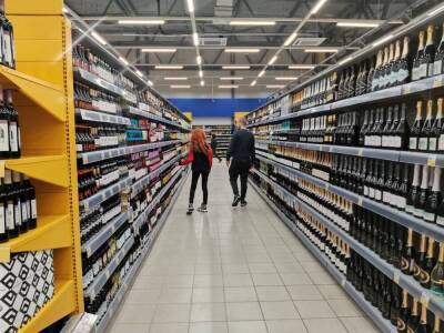 Итальянская Campari ограничит бизнес в России, но продолжит продавать алкоголь