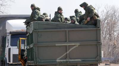 Оккупанты обстреляли многоэтажку в Вышгороде