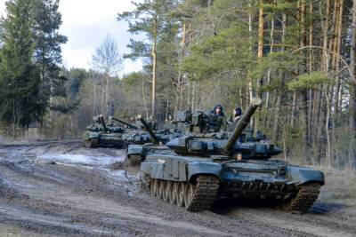 Forbes: Украинская армия получает танки от России