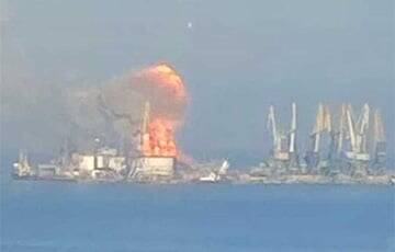 Генштаб ВСУ: В Бердянске уничтожен российский большой десантный корабль «Саратов»