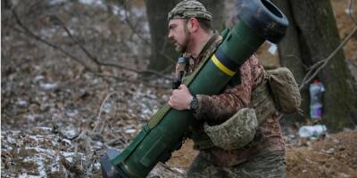 Украина просит США увеличить поставки Javelin и Stinger — CNN