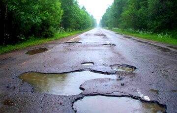 Как на самом деле выглядят дороги в Беларуси