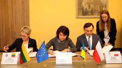 Украина, Польша и Литва создали общую рабочую группу по военным преступлениям РФ