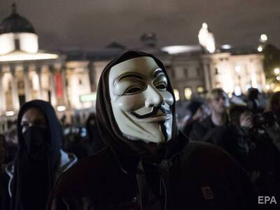 Хакеры Anonymous – Путину: Люди узнают, чем на самом деле является экономика РФ. Мы в твоем дворце