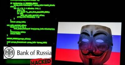 Anonymous взломали Центробанк РФ, обнародовали тысячи файлов и обратились к Путину (ВИДЕО)