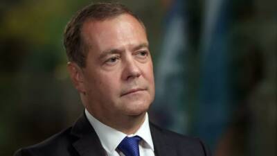 "Эти гарантии могут быть двоякие": Медведев о гарантиях безопасности для Украины