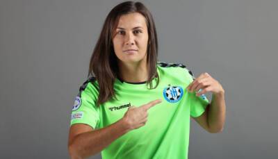 Футболистка женской сборной Украины: В Анкаре работает много волонтеров, собирающих разную помощь для беженцев