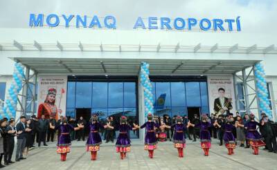 Uzbekistan Airways совершила первый за более чем 25 лет регулярный пассажирский рейс в Муйнак