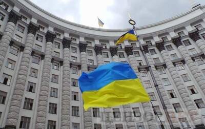Кабмин одобрил план по эвакуации предприятий на запад Украины