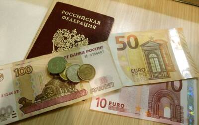 Военные РФ за деньги собирают паспортные данные украинцев - Подоляк