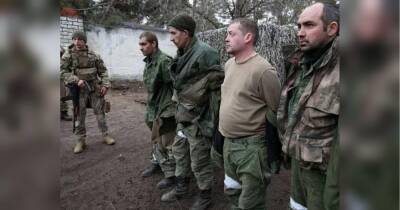 «Чоловіки старші 40 років, фізична форма така собі»: кого набирає росія для війни з Україною