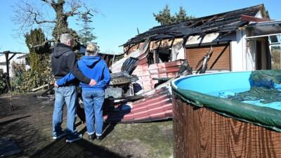 В Берлине неизвестные сожгли домик с украинским флагом