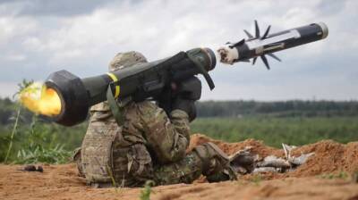 CNN: Пентагон ускорит производство ракет Stinger и Javelin