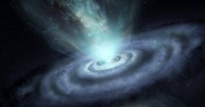Астрономы увидели, как умирающая звезда создает кольца и "песочные часы" (фото)