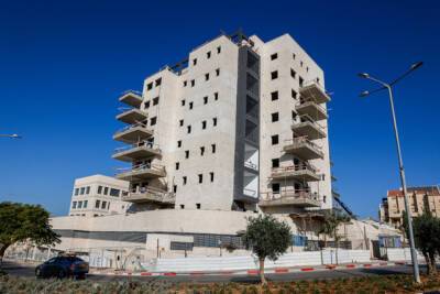 Банк Израиля призвал Минфин отказаться от части налогов на квартиры