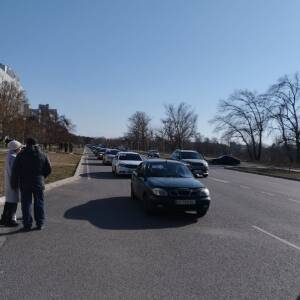 В Запорожье из оккупированного Энергодара отправились почти полторы сотни авто