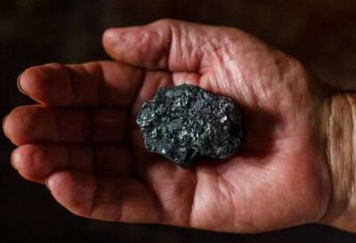 Польша запретит поставки угля из России