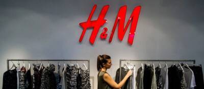 Интернет-магазины H&M и Canon приостановили работу в России