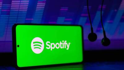 Spotify объявил о закрытии офиса в России