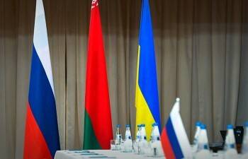 Украинские переговорщики решили перенести место встречи