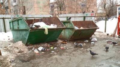 На Коммунистической мусорная площадка обрела запущенный вид - penzainform.ru - Россия