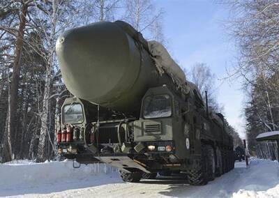 Ракетный полк «Ярс» вышел на боевой патруль в Новосибирской области