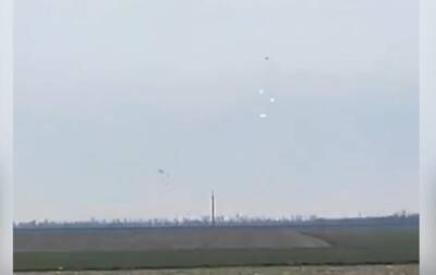 ВСУ показали видео уничтожения вражеской колонны техники