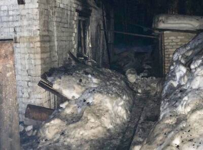 Следователи выяснят обстоятельства гибели двух мужчин на пожаре в Борском округе