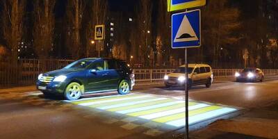 В Воронеже нерегулируемые пешеходные переходы у соцобъектов могут сделать проекционными