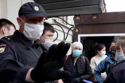 Экс-депутат Рады прокомментировал отток трудовых мигрантов из России