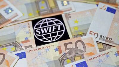 Великобритания поддержала отключение всех российских банков от SWIFT