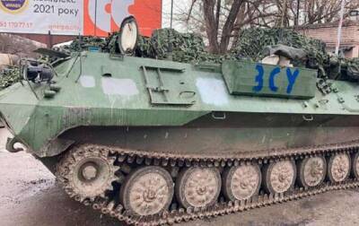 Украинские разведчики захватили вражескую командно-штабную машину