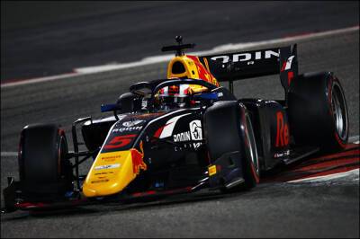 Лиам Лоусон - Формула 2: Лиам Лоусон – лидер второго дня тестов - f1news.ru - Бахрейн